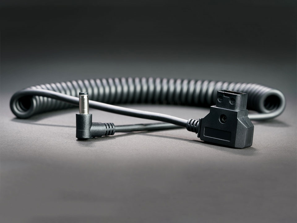 d-tap_to_dc_locked_connector_barrel_coiled_cable
