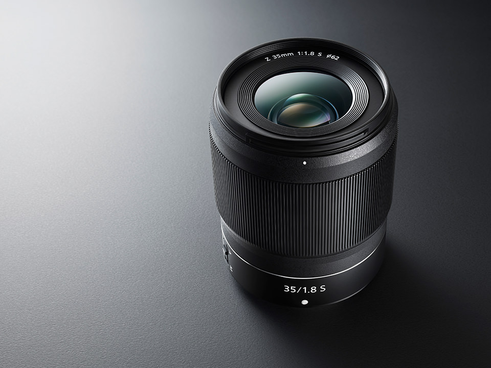 nikkor_z_35mm_f18_s