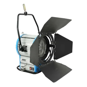 ARRI HMI 2.5kw専用 EBバラスト + コンパクト灯体